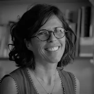 Photo de Catherine Hérault-Fournier, enseignante chercheuse à La Rochelle Université qui étudie l'impact du numérique sur la valorisation des produits locaux.